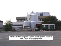 11_Abfallverwertungsanlage_im_Stadtgebiet_250_kW_mit_2_Hydrolysebehaeltern.jpg